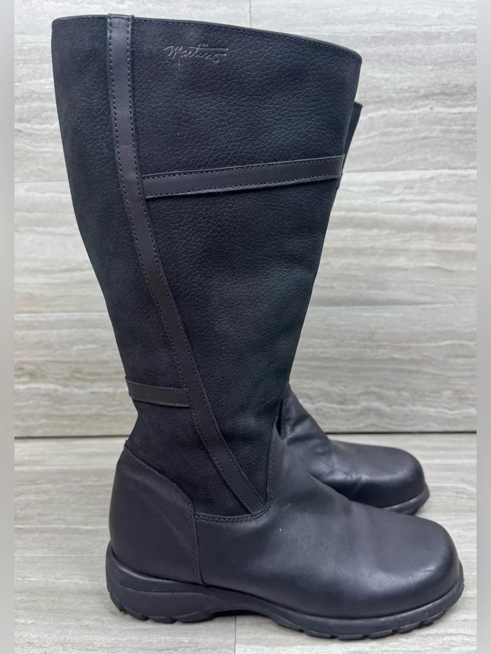 Martino Canadian Shearling Lined Black Leather Boots Size 8